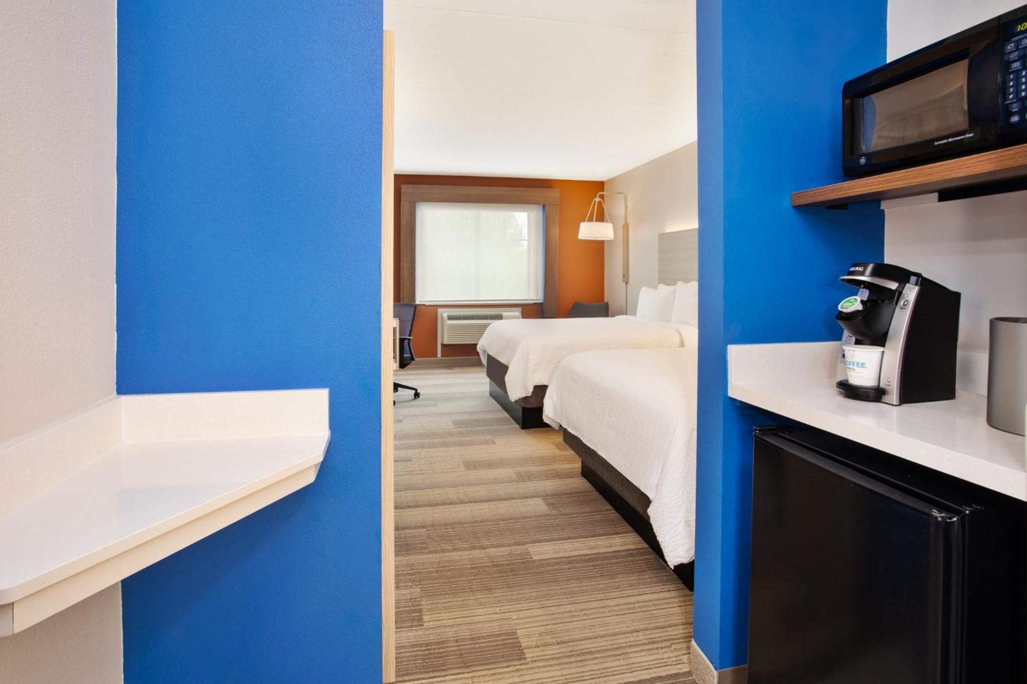 Holiday Inn Express Hotel & Suites Rochester Webster By Ihg Εξωτερικό φωτογραφία
