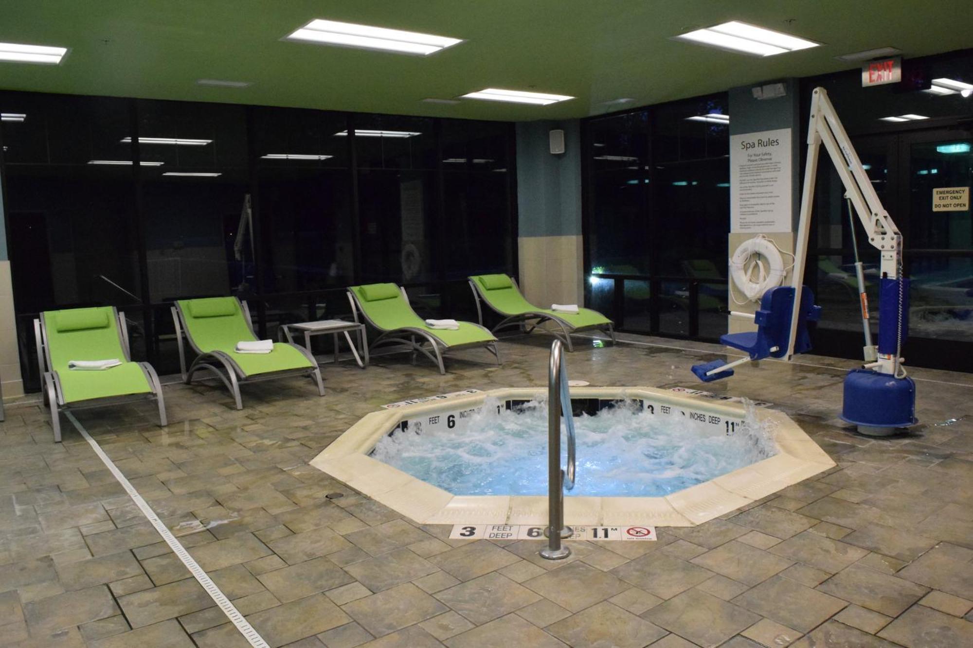 Holiday Inn Express Hotel & Suites Rochester Webster By Ihg Εξωτερικό φωτογραφία