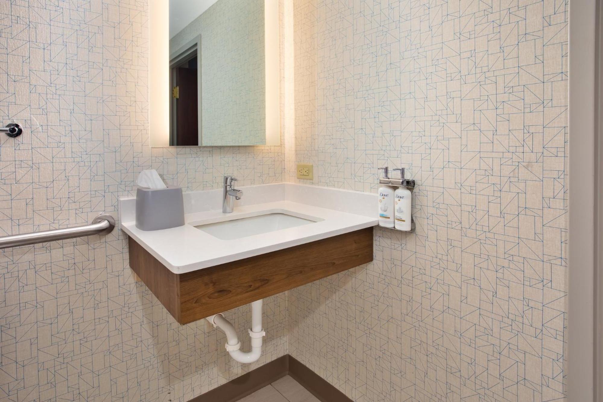 Holiday Inn Express Hotel & Suites Rochester Webster By Ihg Εξωτερικό φωτογραφία