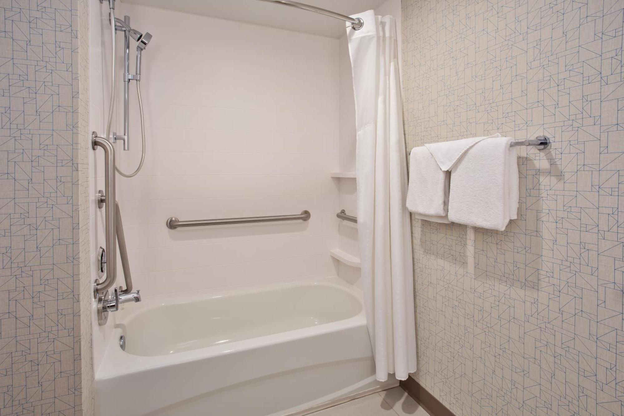 Holiday Inn Express Hotel & Suites Rochester Webster By Ihg Εξωτερικό φωτογραφία