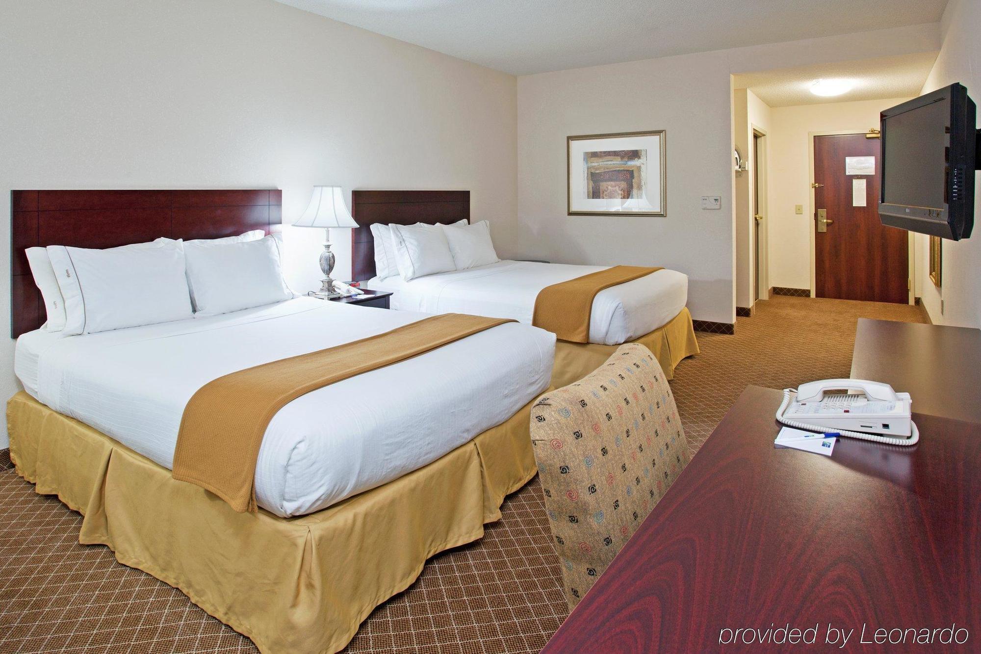 Holiday Inn Express Hotel & Suites Rochester Webster By Ihg Εξωτερικό φωτογραφία