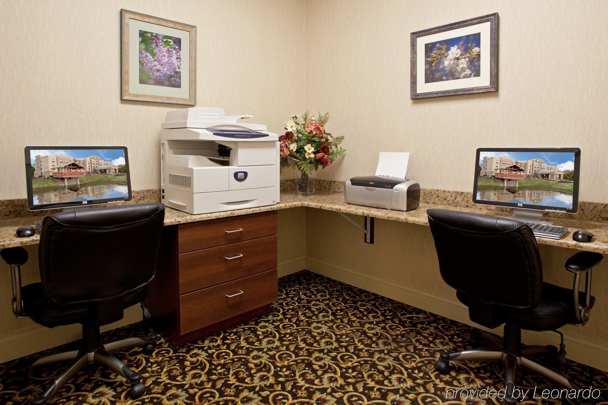 Holiday Inn Express Hotel & Suites Rochester Webster By Ihg Εξωτερικό φωτογραφία